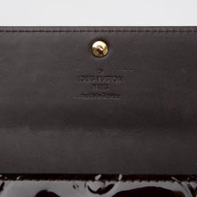 Louis Vuitton Amarante Vernis Sarah Wallet